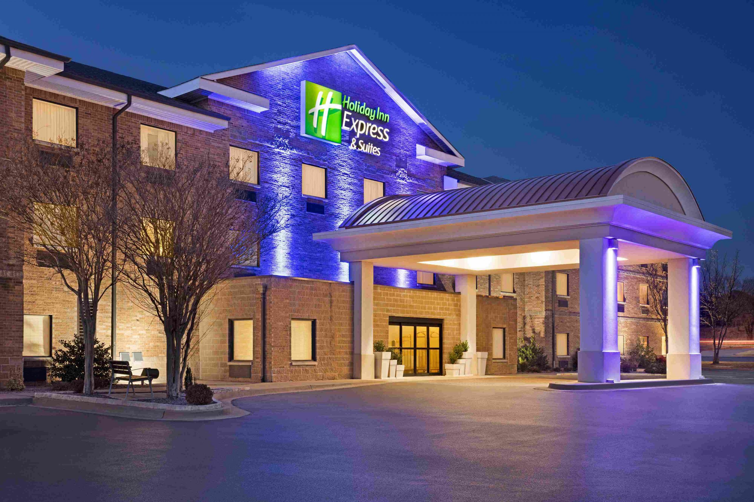 holiday-inn-express-and-suites-edmond